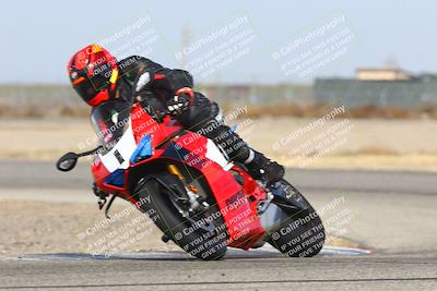 media/Oct-13-2025-Lets Ride (Mon) [[1a1cd08581]]/B Group/1020am (Sweeper)/